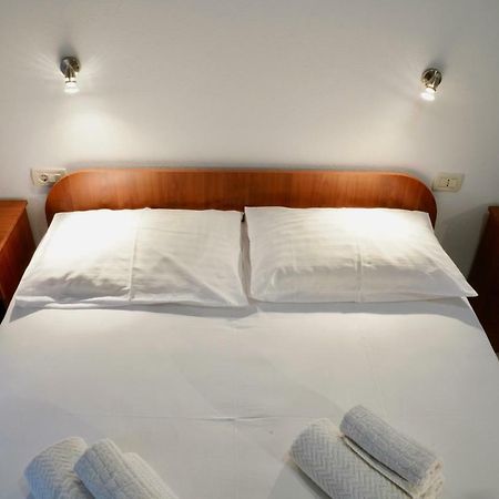 Sesar Apartments Krk - No. 1 Iva Крк Экстерьер фото