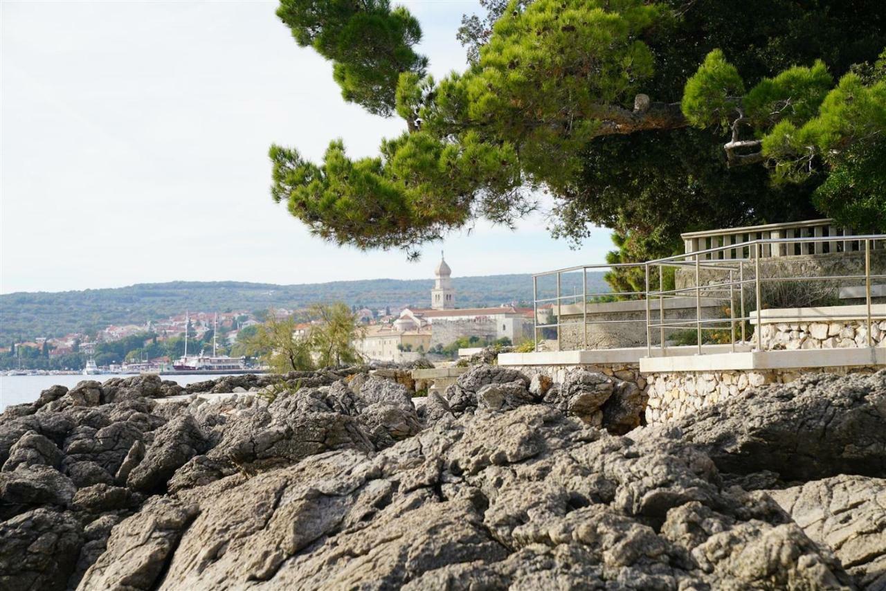 Sesar Apartments Krk - No. 1 Iva Крк Экстерьер фото