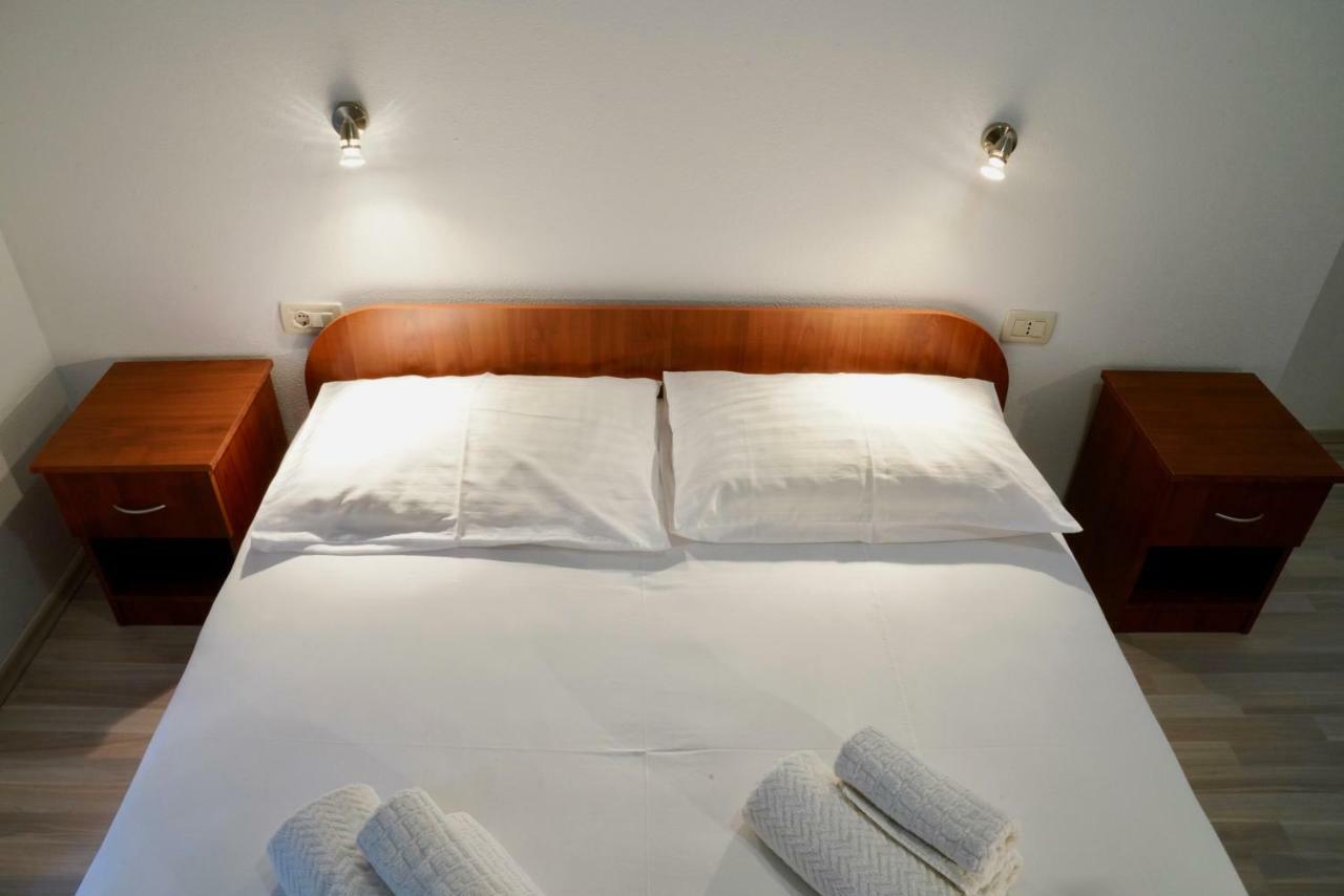 Sesar Apartments Krk - No. 1 Iva Крк Экстерьер фото